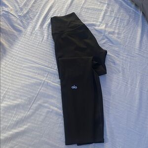 ALO Yoga Black Leggings 7/8 High Airlift Leggings